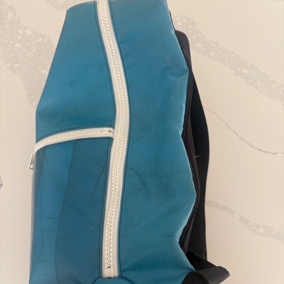 FREITAG F49 Fringe Backpack Blue/White - Picture 11 of 15